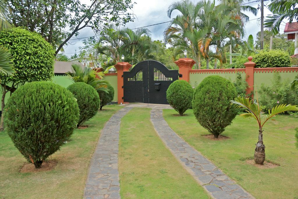 The Norfolk Heritage Airport Villa 卡图纳耶克 外观 照片