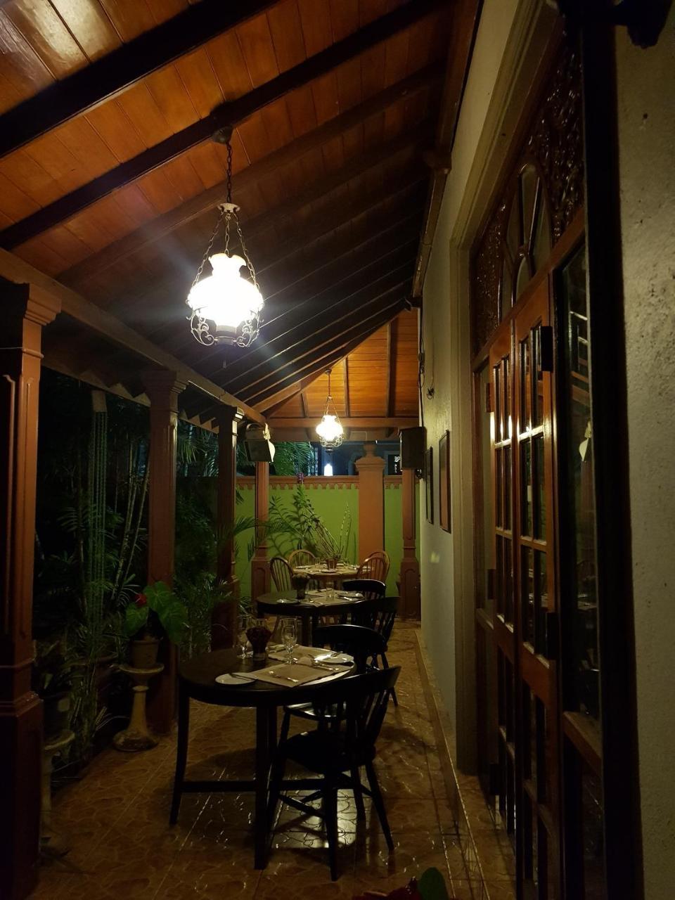 The Norfolk Heritage Airport Villa 卡图纳耶克 外观 照片